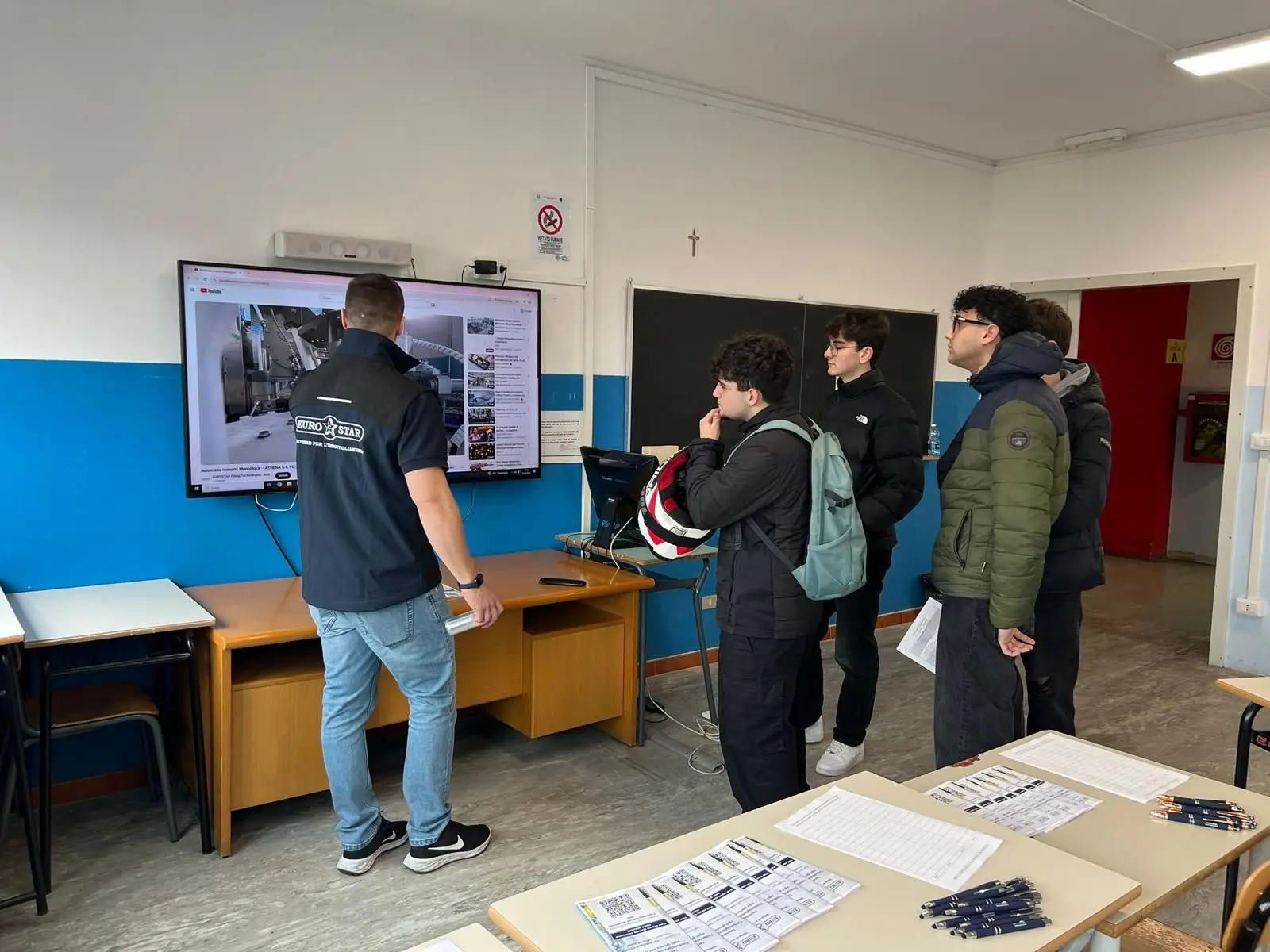 Presentazione di Eurostar agli studenti durante l'Open Day dell'ITIS Artom